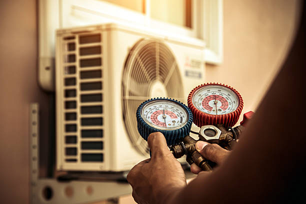 Professional Ac Installation technician working in Windfall, IN